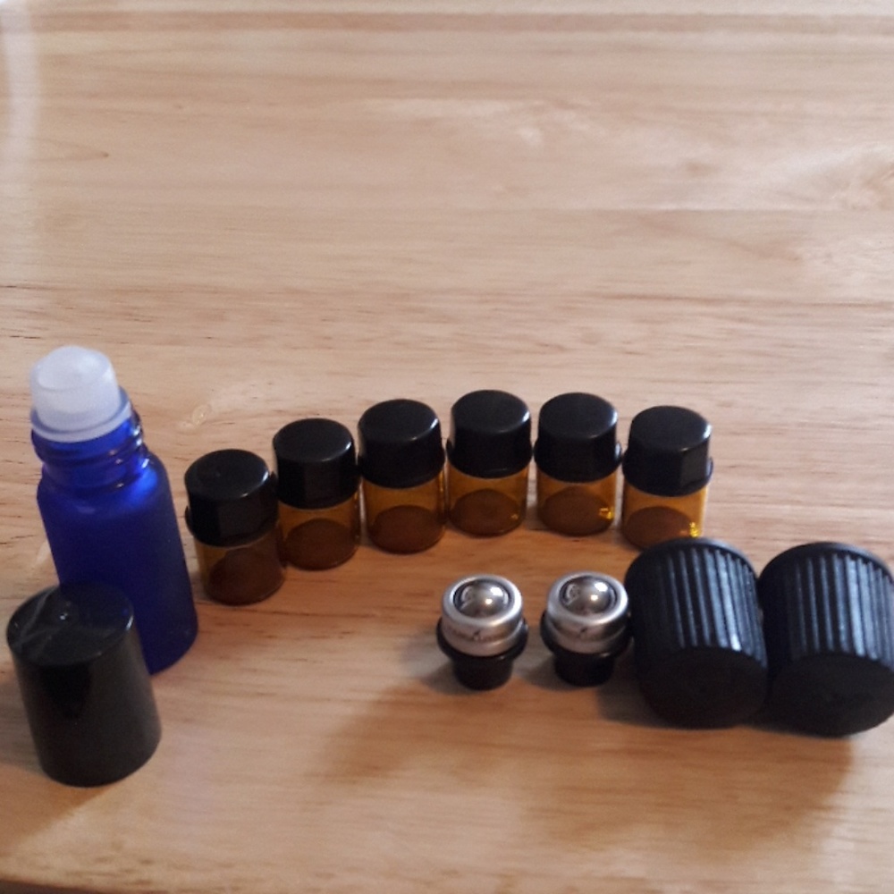 YL Essential Oil Roller Ball Tops & Containers 🌱